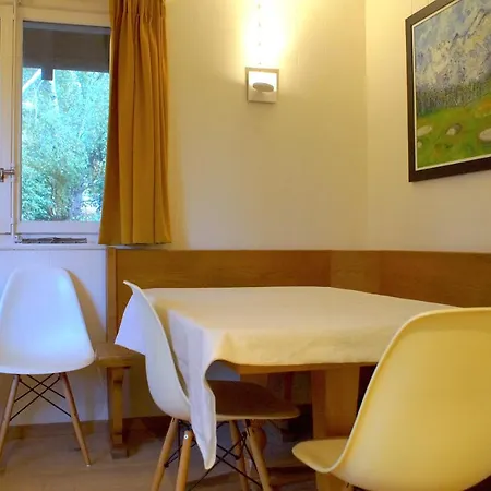 Cozy & Charming On Golf Course, Arlequin